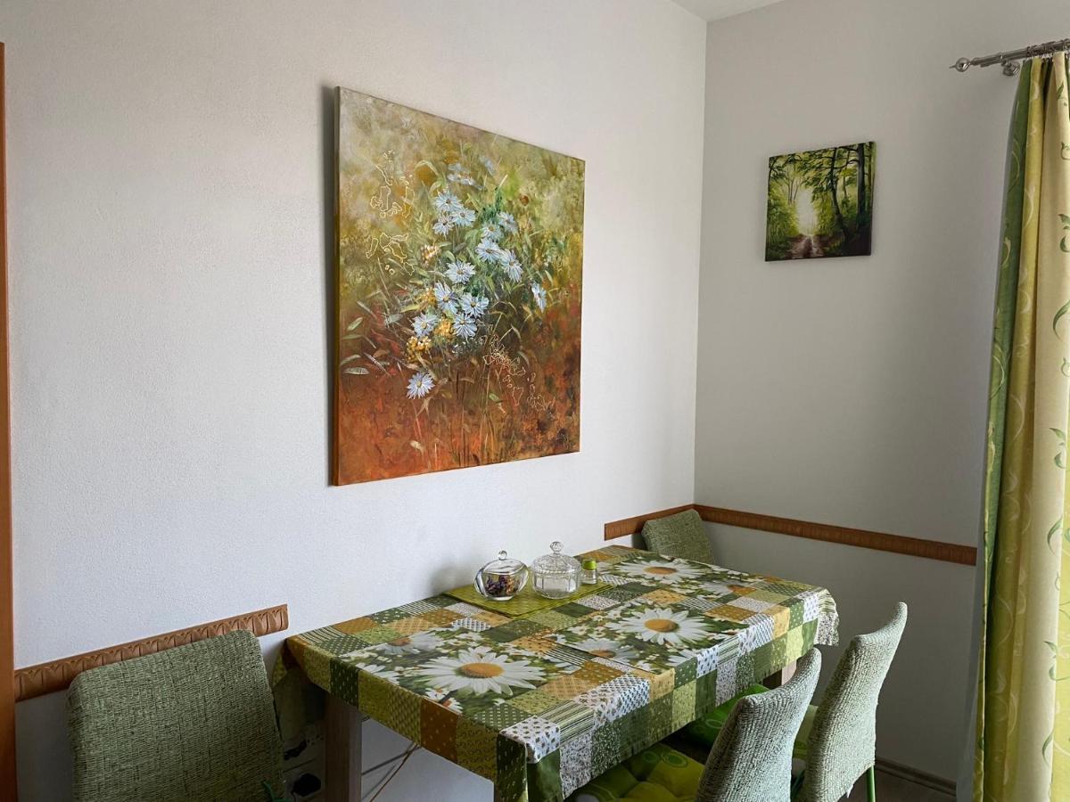 Apartman Na Lukach - Kopretina Třeboň Εξωτερικό φωτογραφία