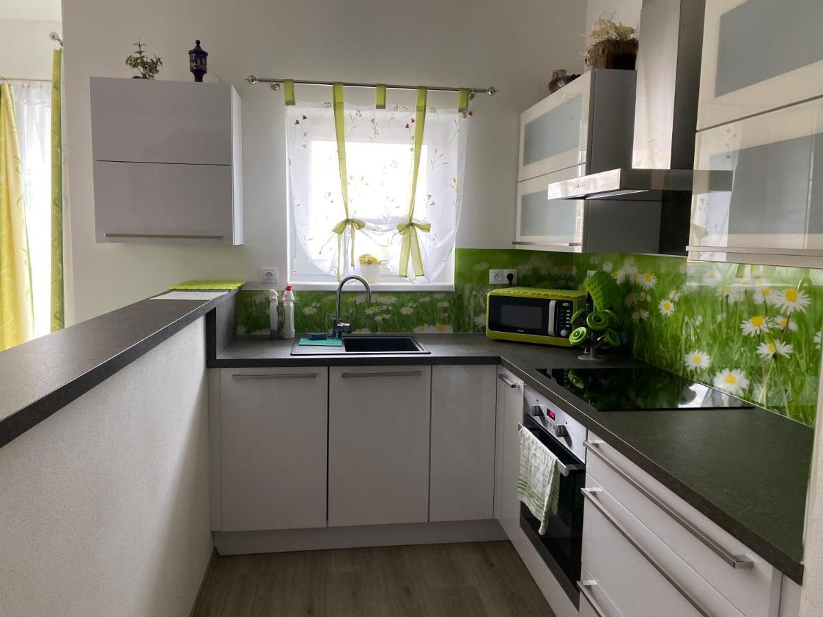 Apartman Na Lukach - Kopretina Třeboň Εξωτερικό φωτογραφία